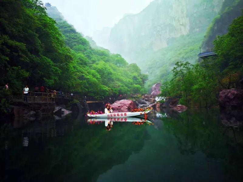 僵尸吃怪物