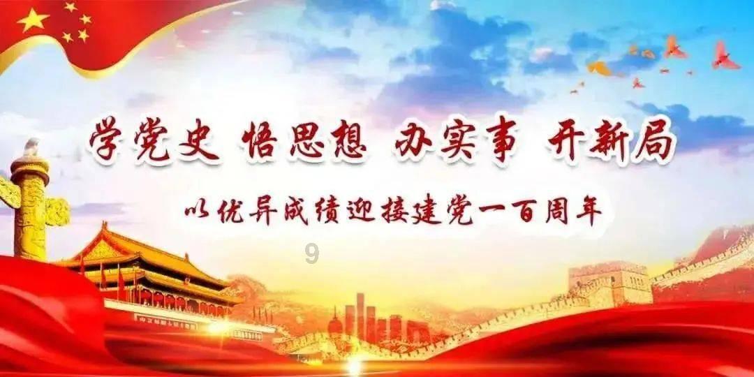 赛琳娜的泳装对比照，勇敢面对身材变化的启示，引热议
