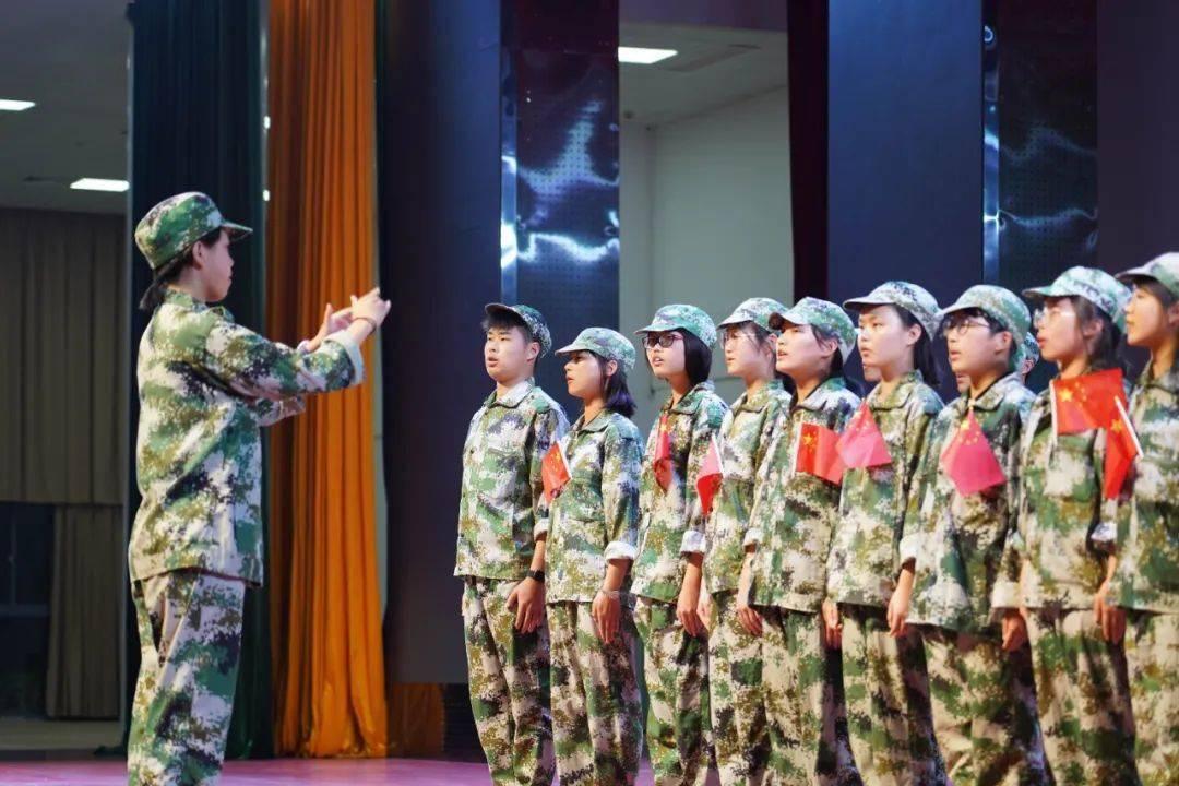 此生无悔入江湖，只愿诗酒共白头