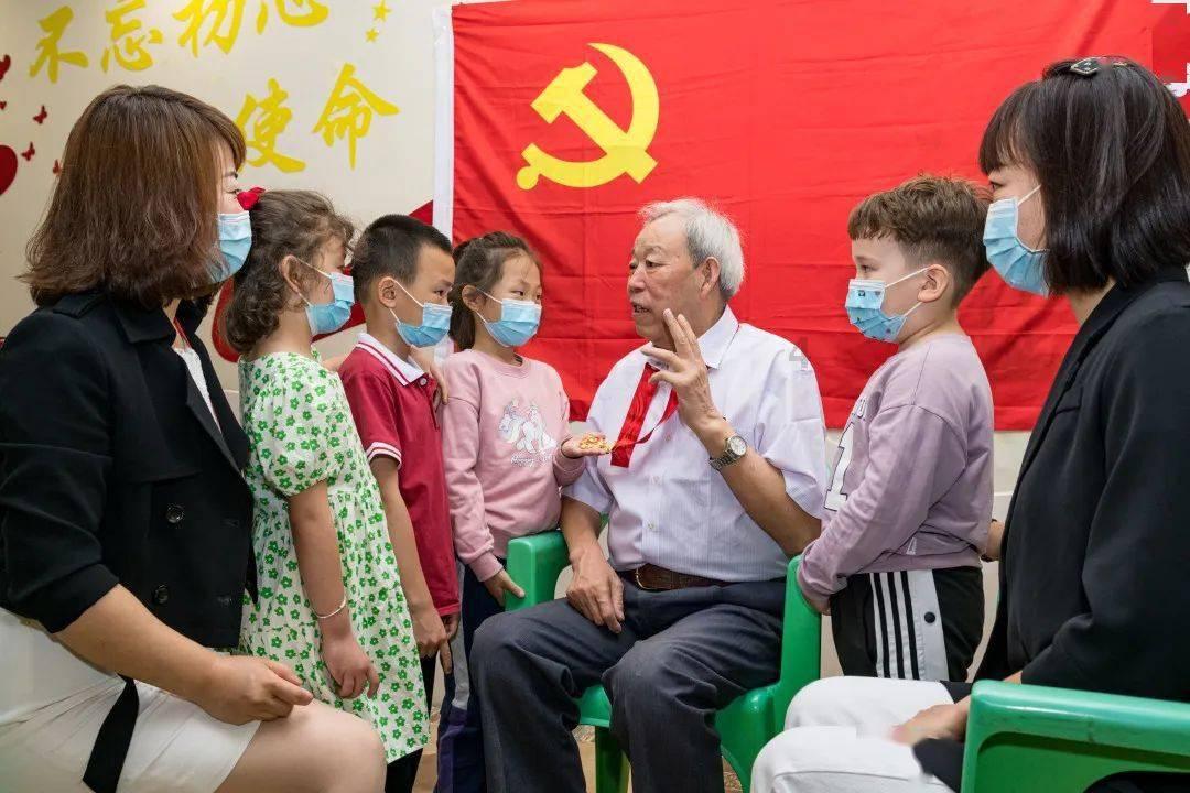 市纪委监委机关第四党支部召开主题教育暨教育整顿专题组织生活会