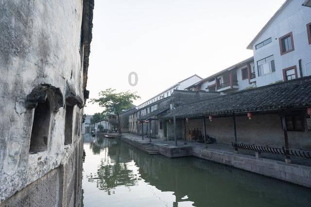 奔驰纯电大G:比亚迪仰望U8有的我都有!今年开卖,还加价吗